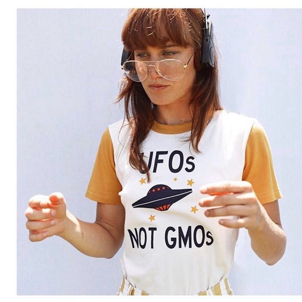 SHLS UFOs not GMOs Striptee!